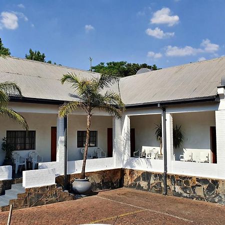 Lake Motel Hartbeespoort Dış mekan fotoğraf