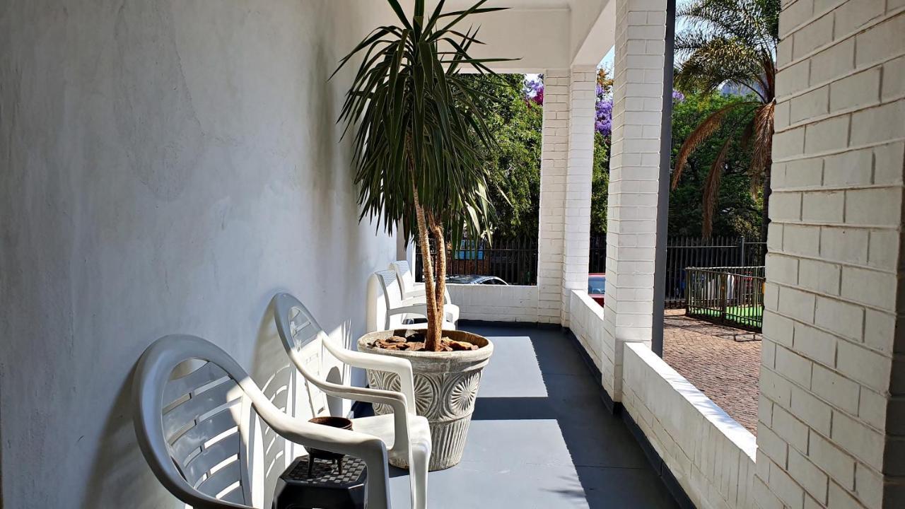 Lake Motel Hartbeespoort Dış mekan fotoğraf